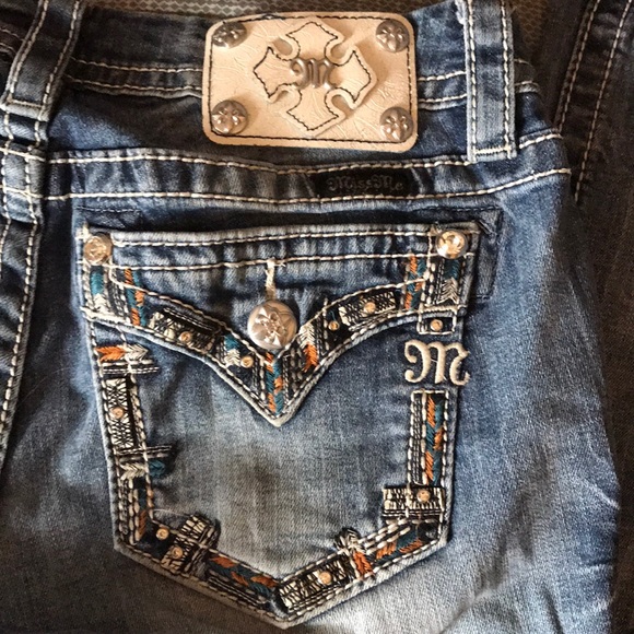 NEW Miss Me Boot Cut Jeans - Picture 3 of 5